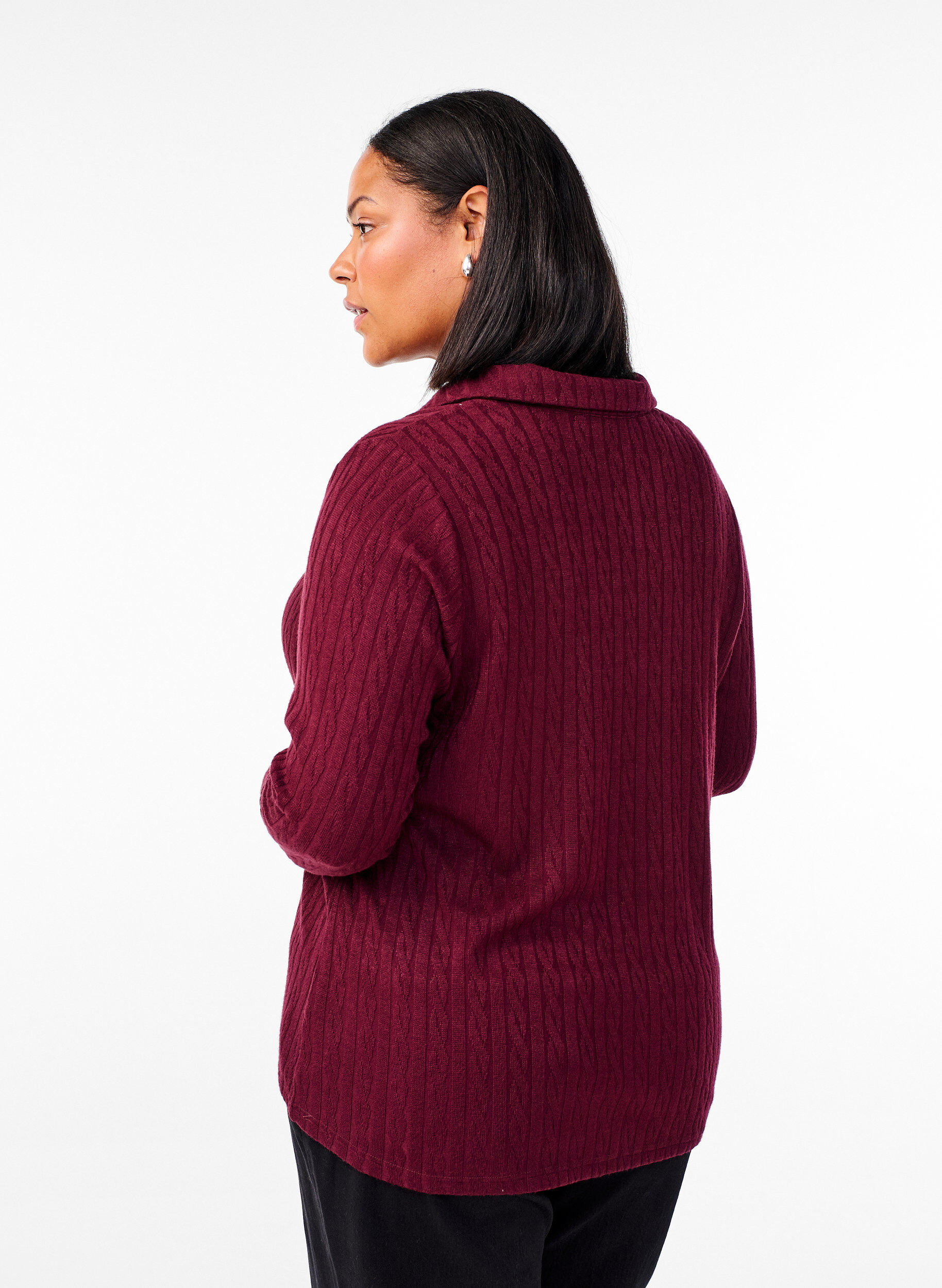 Zizzi Blouse en maille avec col et motif torsad&eacute;, Bordeaux fonc&eacute;, Model image number 2