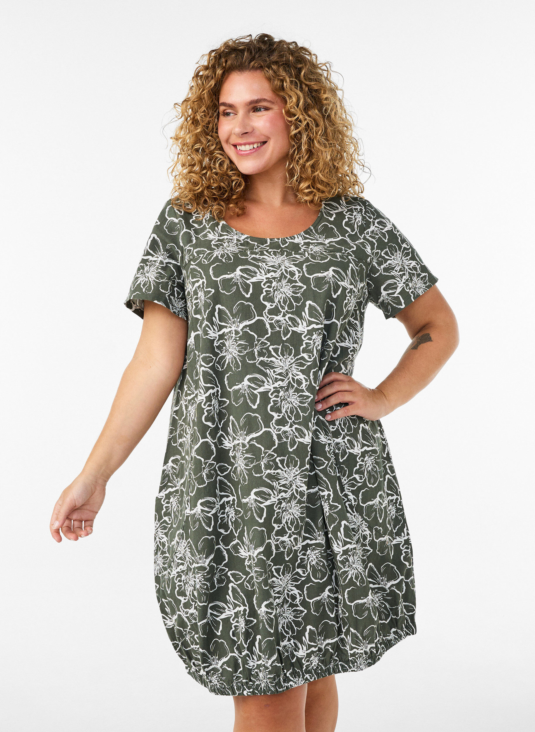 ZizziRobe en coton &agrave; manches courtes avec imprim&eacute;, Vert, Model image number 0