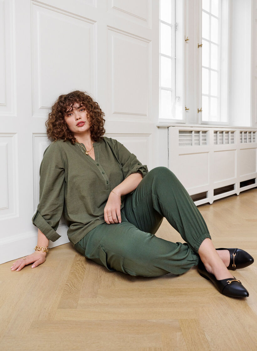 Pantalon à poches cargo, Thyme, Image image number 0