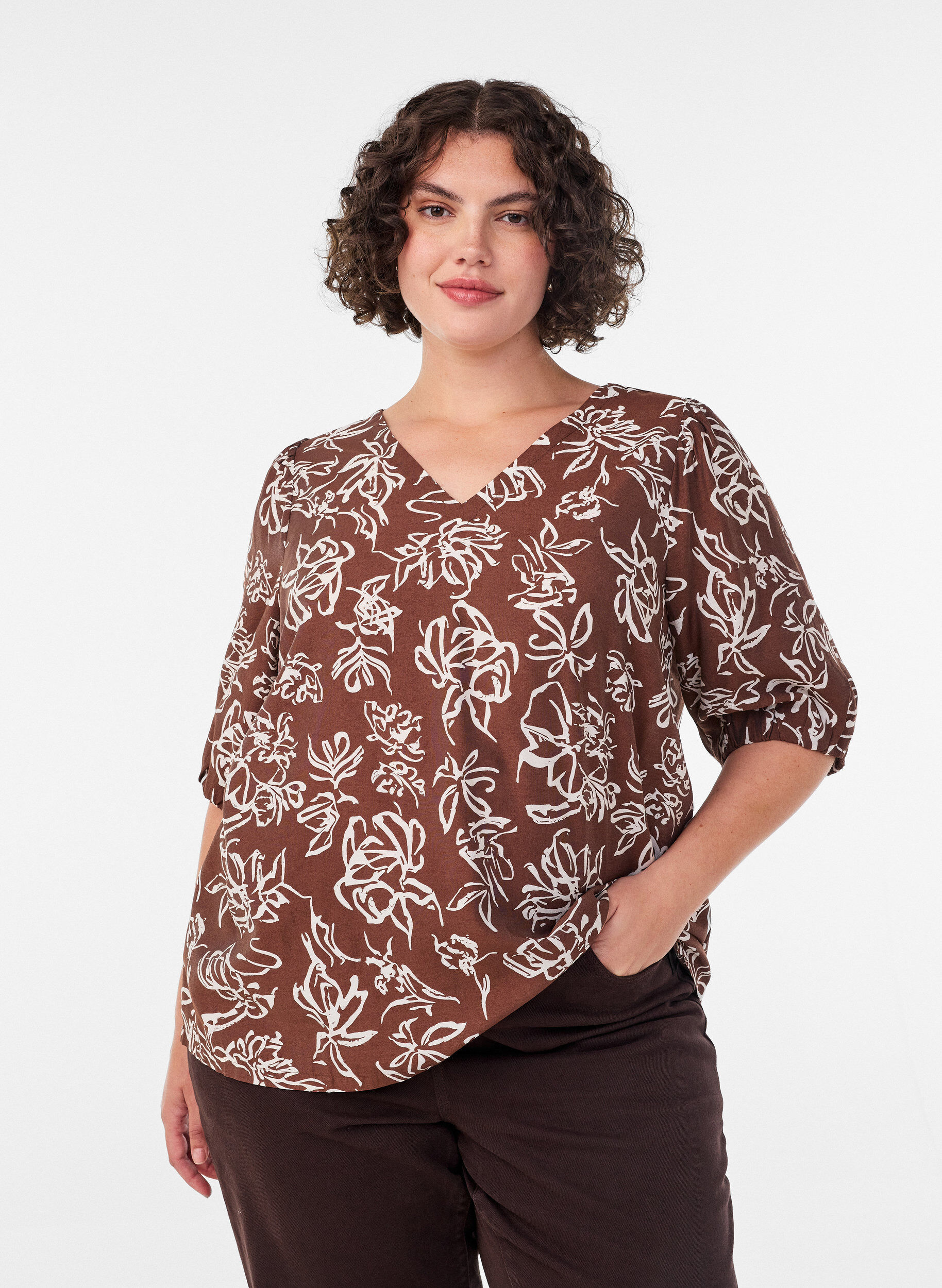 ZizziBlouse en viscose avec col en V, Marron, Model image number 0