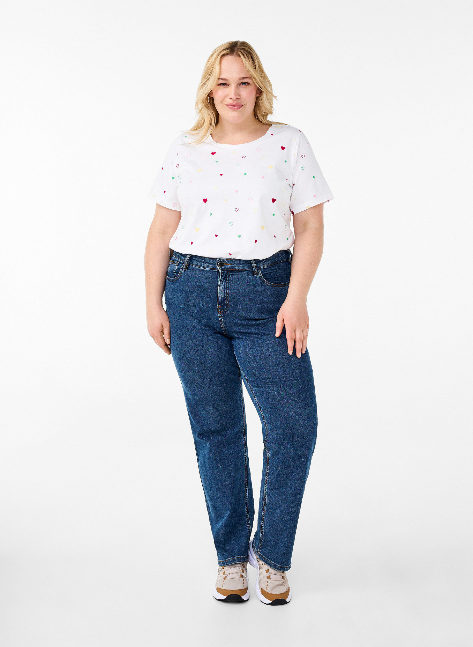 Zizzi T-shirt en coton biologique avec des c&oelig;urs, White Heart Emb., Model image number 2