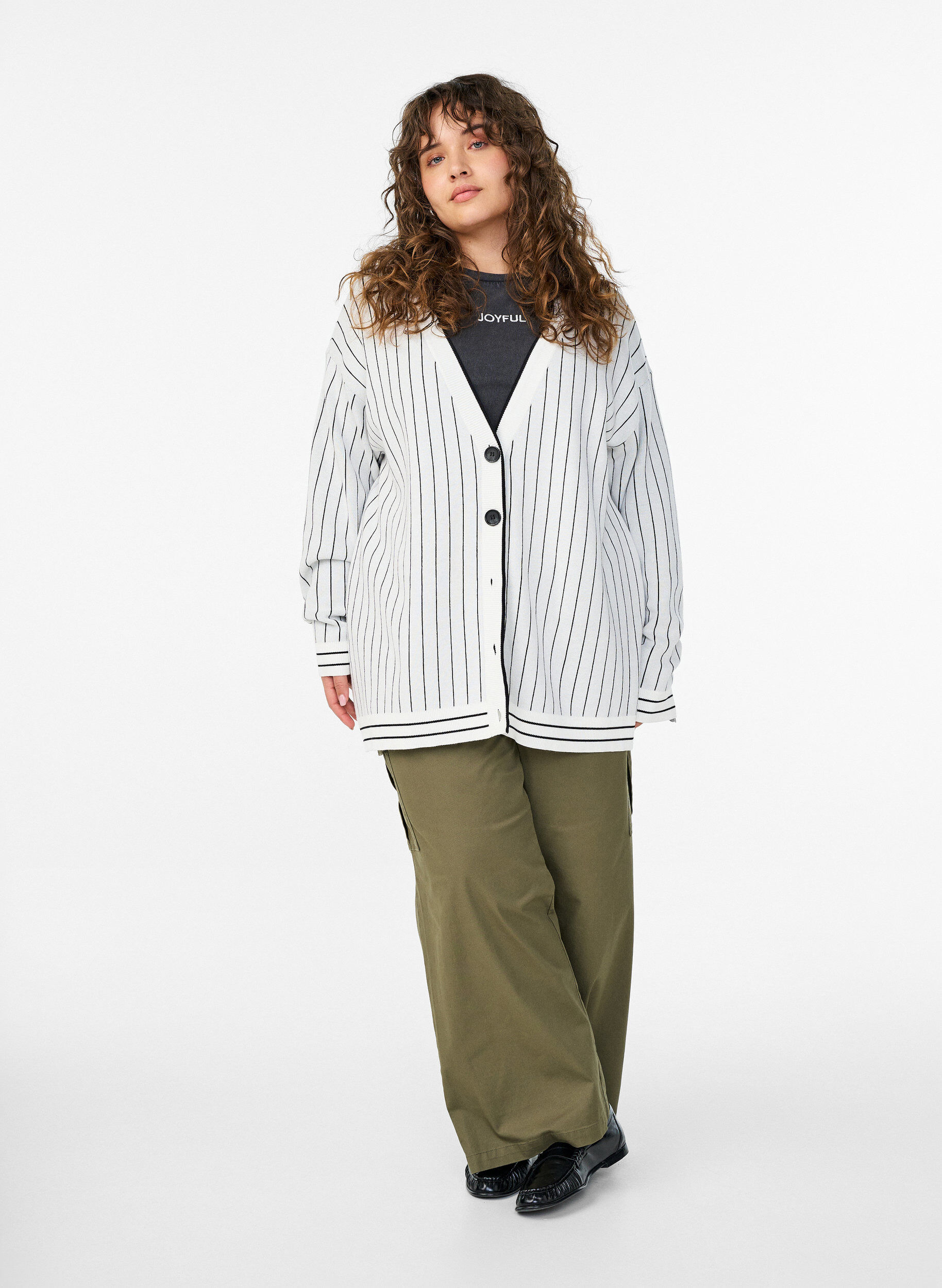 Zizzi Cardigan en maille &agrave; rayures et motif au dos, Blanc, Model image number 1
