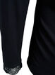 Blouse en viscose avec d&eacute;tails en dentelle et col en V, Noir, Packshot image number 3