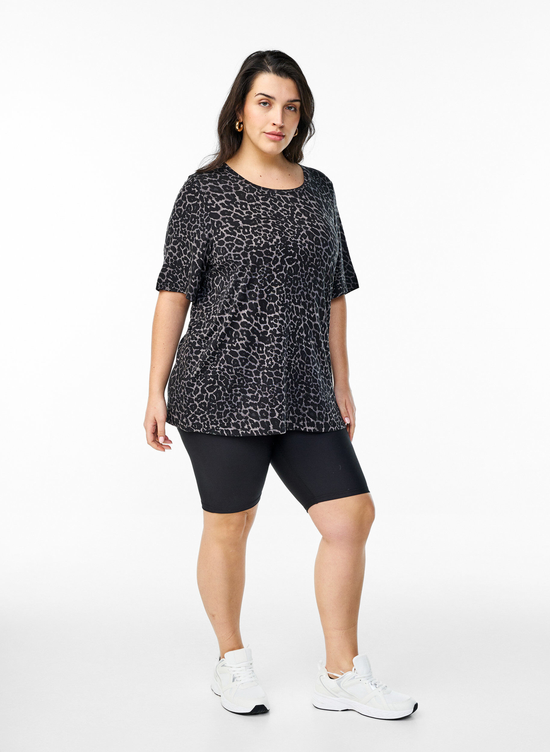 Zizzi T-shirt en TENCEL&trade; Lyocell &agrave; rayures, Gris, Model image number 1