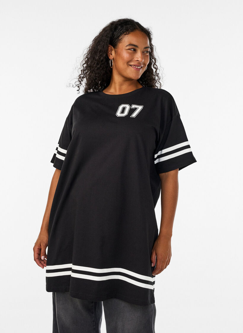 Robe T-shirt courte avec d&eacute;tails sportifs, Noir, Model image number 0