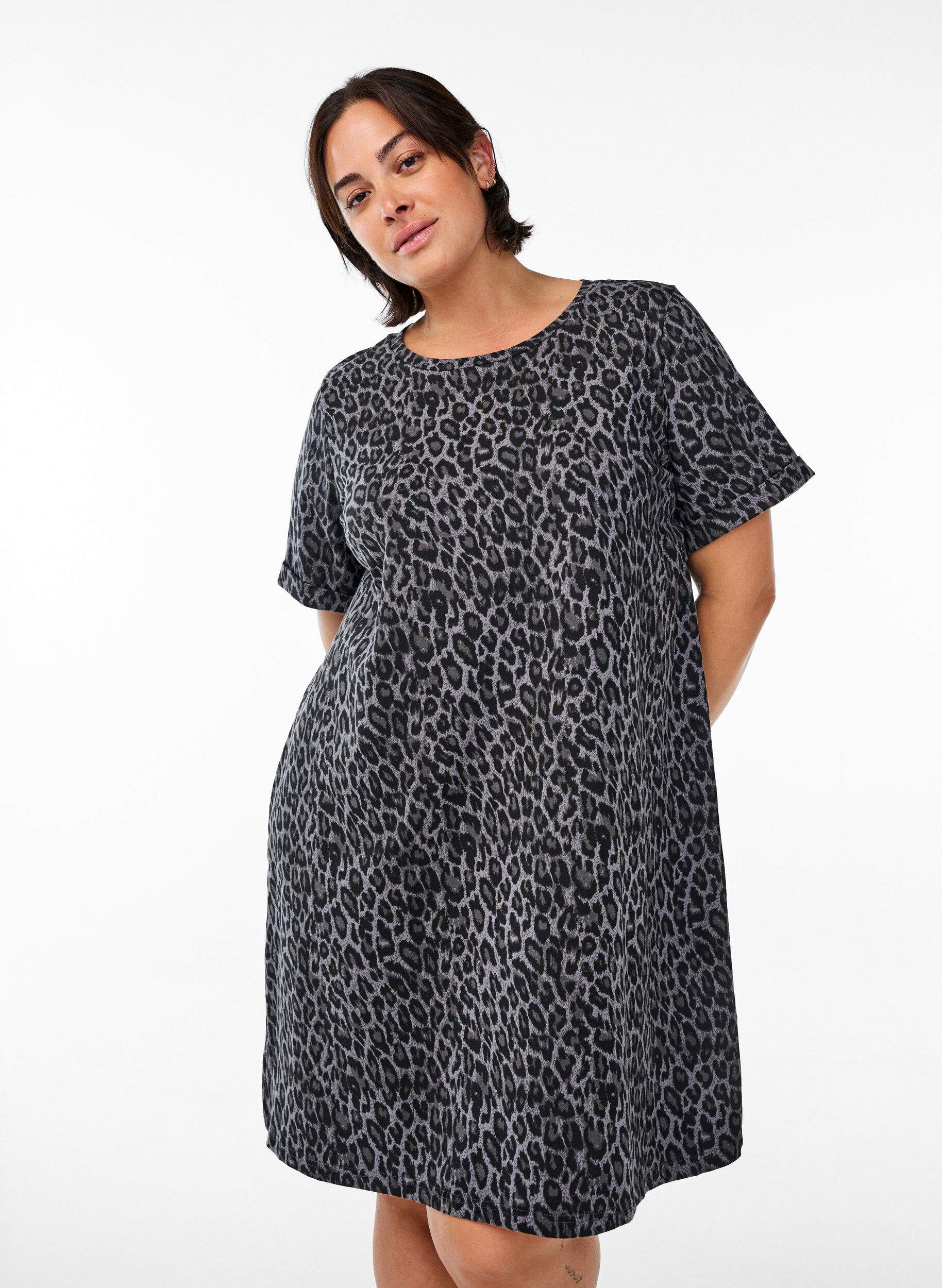 Zizzi Robe T-shirt courte en jersey de coton, Gris, Model image number 0