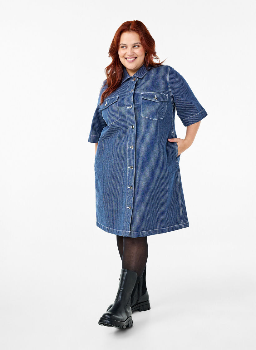 Robe en denim à rayures avec poches poitrine, Blue Denim Stripe, Model image number 2