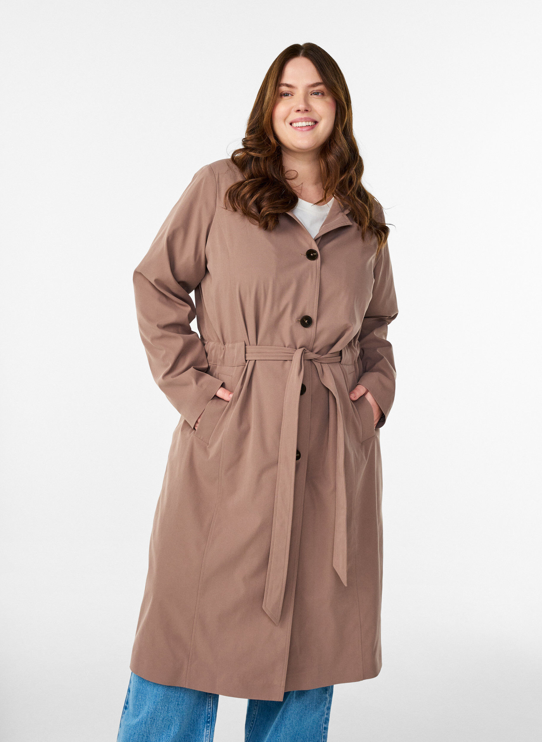 Trench-coat avec capuche et ceinture &agrave; nouer, Marron, Model