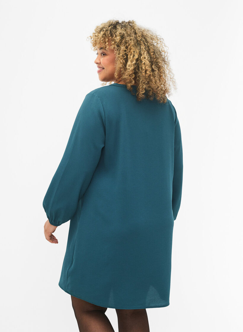 Robe à manches longues et encolure en V., Deep Teal, Model image number 1