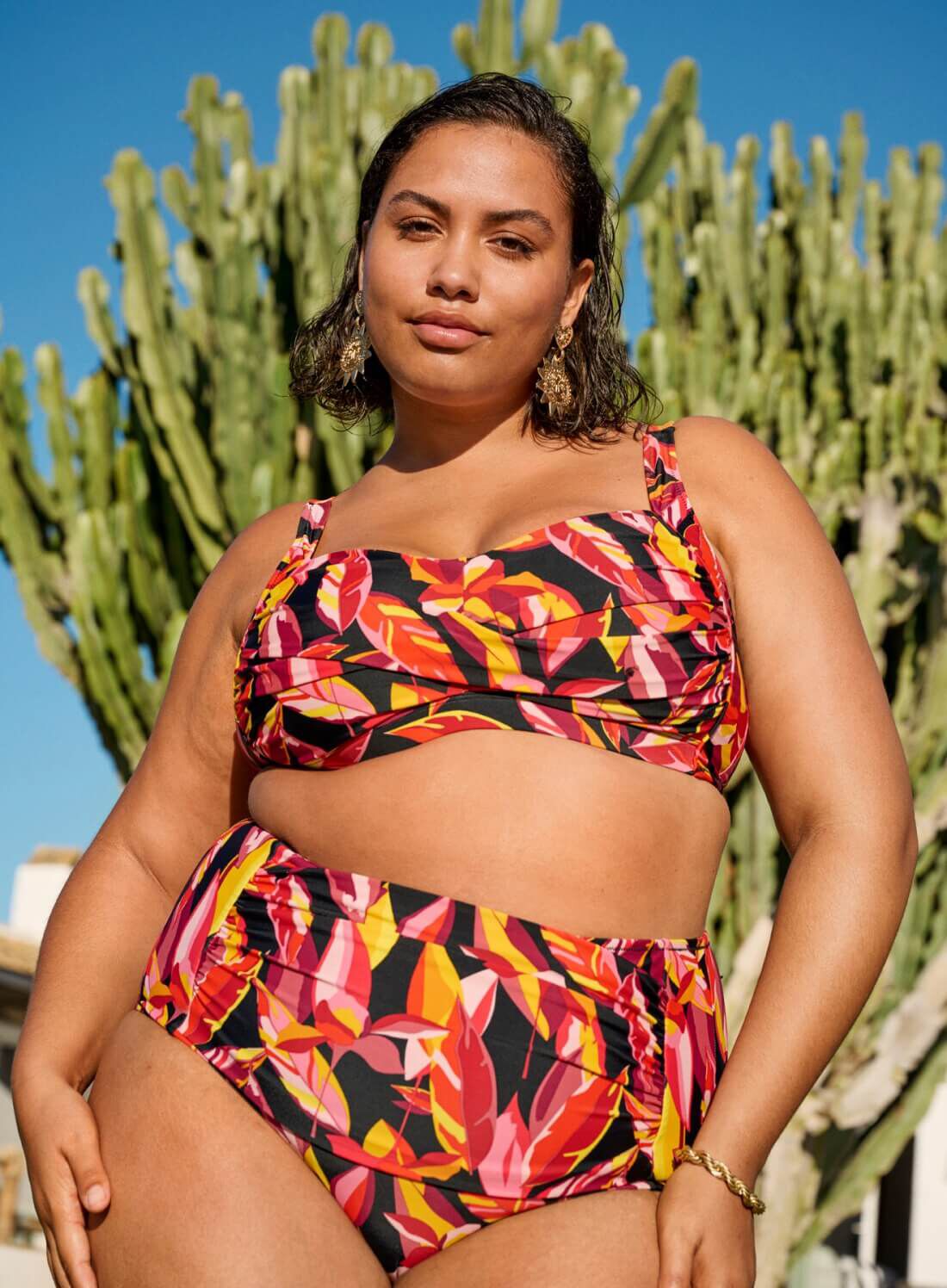 Bikini avec feuilles, , Model