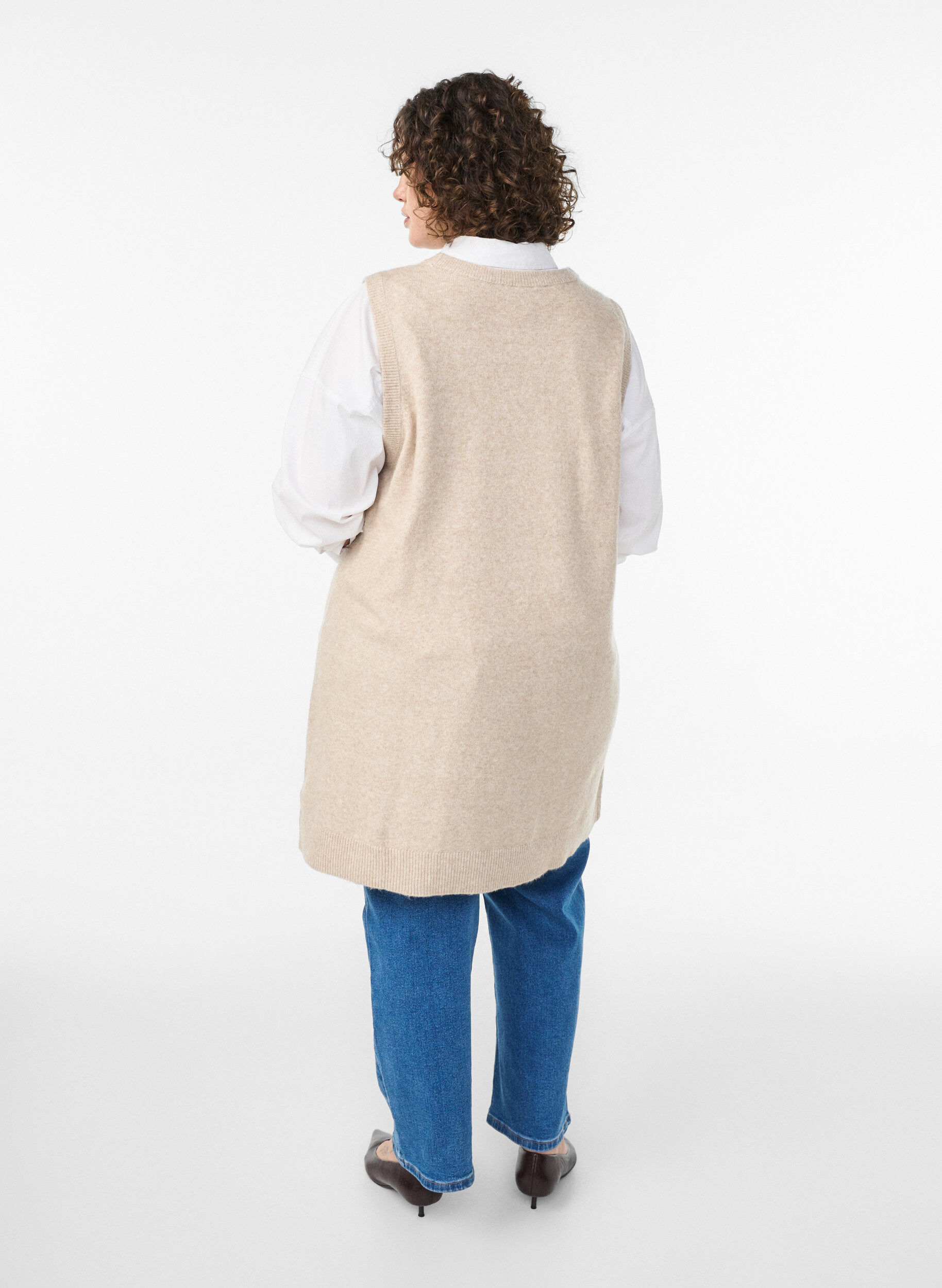 Zizzi Robe courte en maille sans manches, Beige, Model image number 2