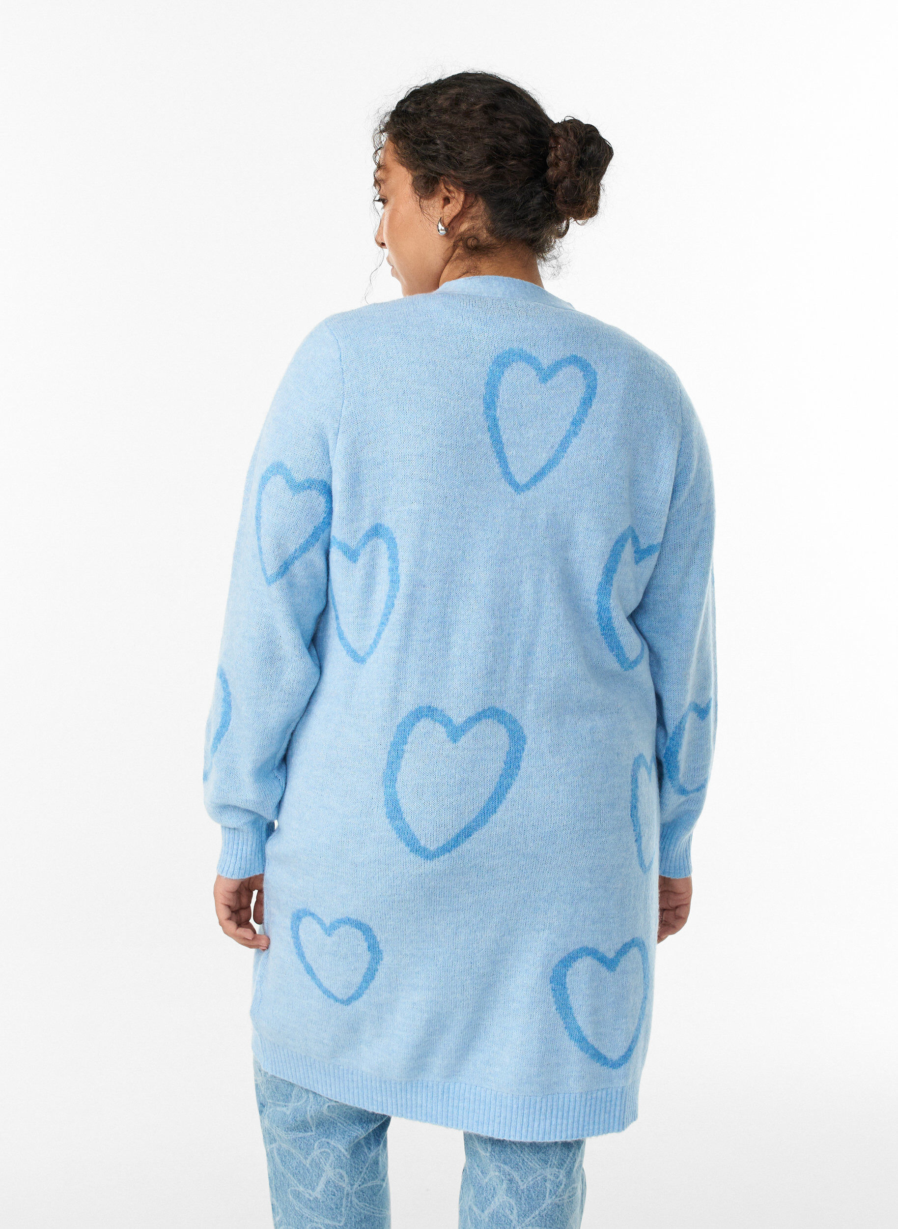 Zizzi Long cardigan &agrave; c&oelig;urs ton sur ton, Bleu, Model image number 2