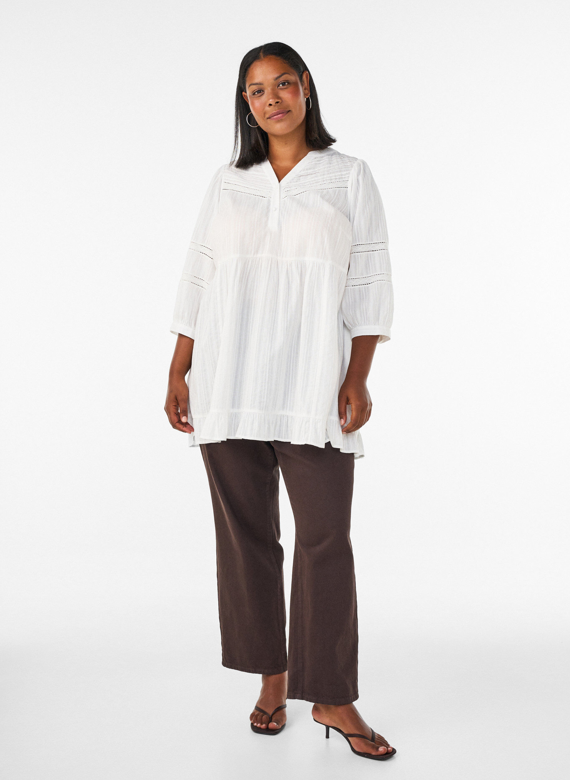 ZizziTunique avec d&eacute;tails en broderie ajour&eacute;e et manches 3/4, Vanille, Model image number 1