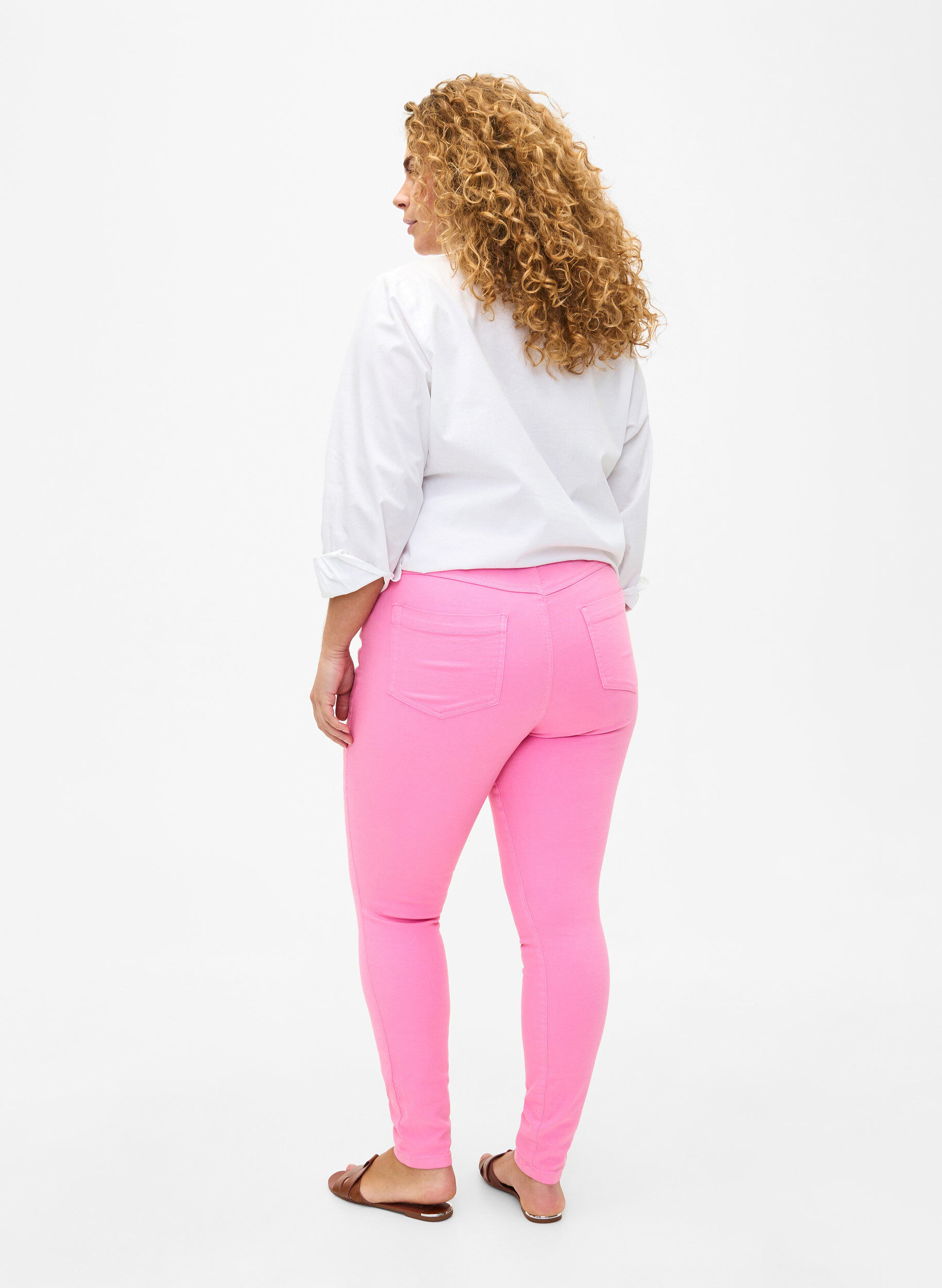 Zizzi Jeans Amy super slim avec taille haute, Rosebloom, Model image number 1