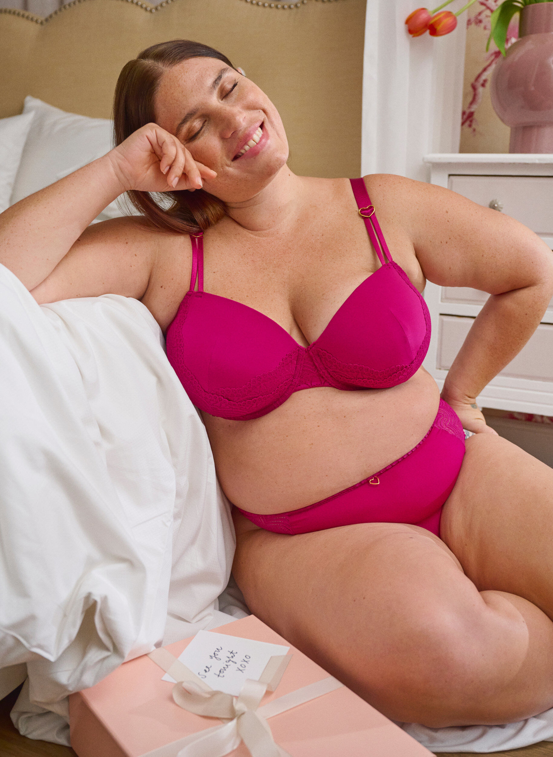 Zizzi Soutien-gorge moul&eacute; avec dentelle, Bordeaux, Image image number 0