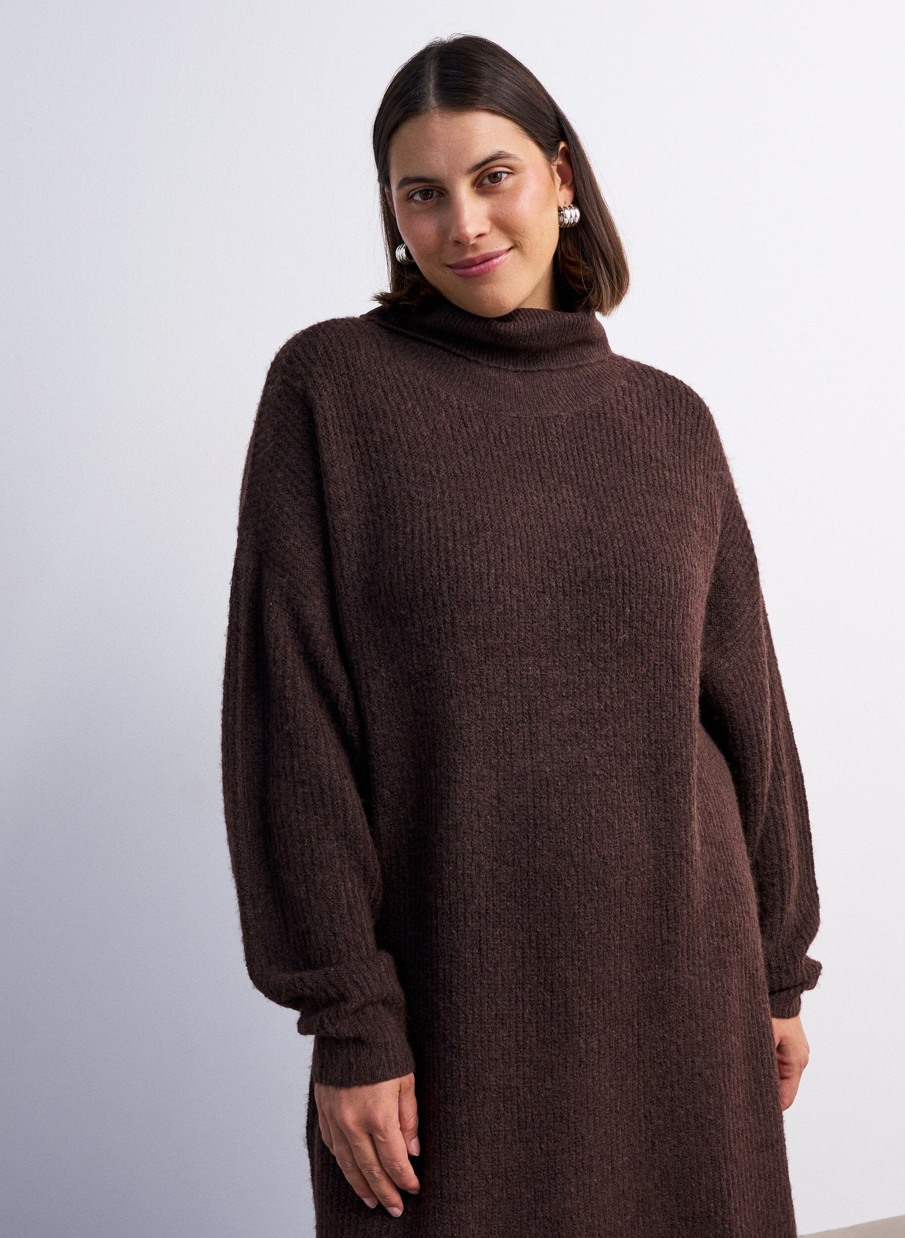 ZizziRobe en maille &agrave; col roul&eacute;, Marron, Model image number 3