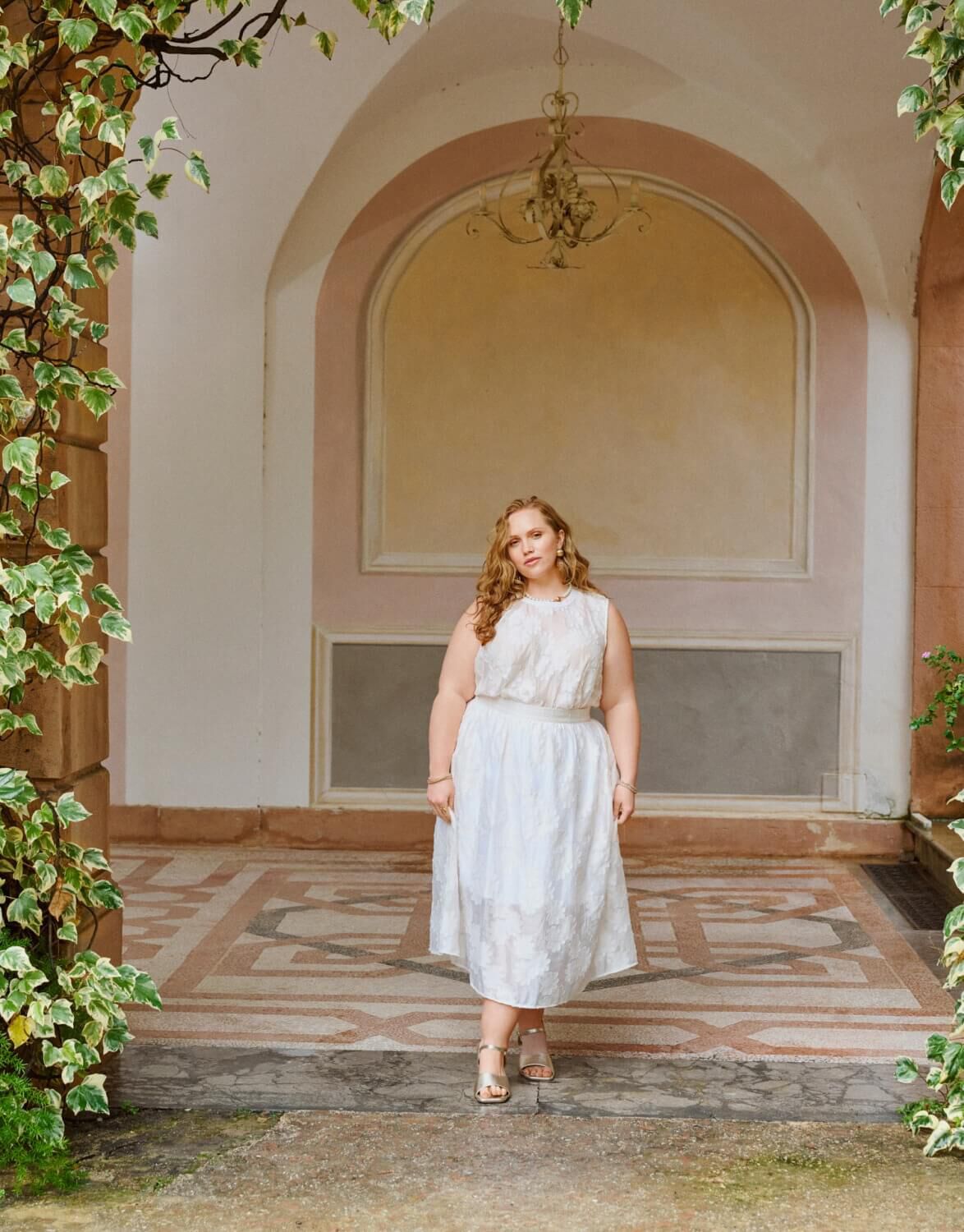 Hauts de soir&eacute;es blanches